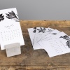 Tischkalender "schwarz-weiss" aus handgeschöpftem Papier